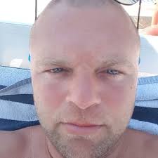 Thomas Ness (@ThomasNessern)