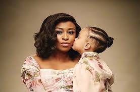 Even though the stylish dj is known for her love of oversized. Dj Zinhle Expresses Her Love And Gratitude That Her Daughter Kairo In 2021 Dj Love Her South African Celebrities