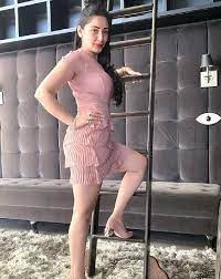 Sanjay Dutt S Wife Manyata Dutt Shares Her Latest Hot Photos On Instagram See Pics Cinema News Celebrities Entertainment Read stories listed under on manyata dutt instagram. sanjay dutt s wife manyata dutt shares