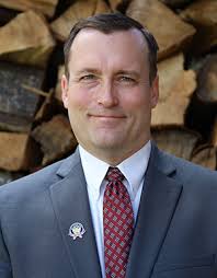 Members elect new leadership at UA 290