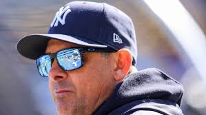 Analyst Predicts Yankees Trade Starting Infielder to Bolster Offense