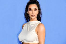 Jan 06, 2021 · kim kardashian and kanye west attending the vanity fair. How Much Money Kardashian Jenner Family Has Each Member S Net Worth Ranked Inside Infographics