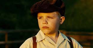 Película recomendada): "El Gran Pequeño" (2015)