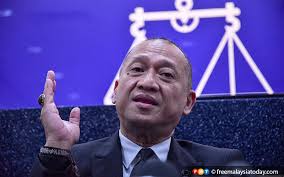 His wife's name is nora danish. More Umno Mps May Withdraw Support Says Nazri Free Malaysia Today Fmt