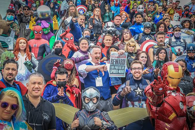 Comic Con attendees gathering for group photoshoots and multi-day outfit checks, AI generated
