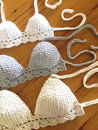 Check out my website to find more crochet things! Ravelry Bikini Top Halter Neck Pattern By Rhinestone Mumma