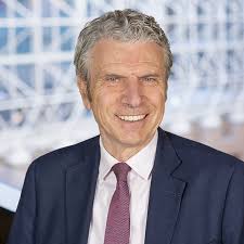 Imogen Fowler, Global