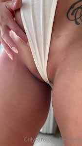 Watch online Belllexox aka belllexox OnlyFans - Do you like what you see on  X-video