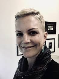 Jennifer Mooney's Instagram, Twitter & Facebook