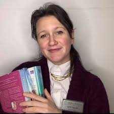 Expanding Your Social Circle — The Southern Siren