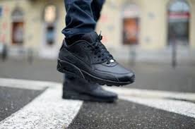Nike Air Max 90 Leather Le All Black 302519 001 Ds Trainers In All Sizes Nike Runningshoes Nike Air Max 90 Nike Air Max Air Max 90 Leather
