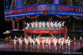 Noviembre En Nueva York Que Hacer Y Tiempo 2020 Nueva York Navidad Nueva York Las Rockettes