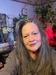 THEY'RE NoT REAL. I SAW HER AT Toys Я Я US BUYING HE ATTACHMENT. 흥 تر_ال  成道生温堂 Scott ©2013 4/15 Feasn