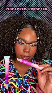 Pineapple Prosecco from @Bath & Body Works smells sooo good 😭💝  #bathandbodyworks #lipglosses #scentedlipgloss #scented