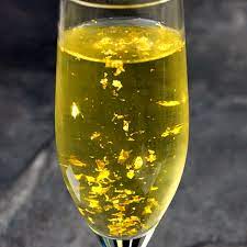 Edible Gold Leaf Flakes 23 Carat 100mg At Drinkstuff