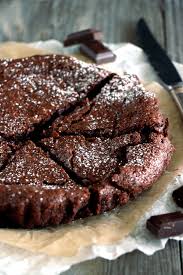 French Chocolate Cake Del S Cooking Twist Recette Gateau Chocolat Gateau Au Chocolat Moelleux Chocolat Francais