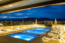 Book direct at the quality inn pachuca. Hotel Fiesta Inn Pachuca Gran Patio Pachuca De Soto