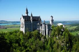 Visitors will have the tours in german and english, but they can also have them in other languages in an audio tour. Visit To The Neuschwanstein Castle Been Around The Globe