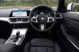 292¹ hp of sheer driving pleasure propel the bmw 330e* forward. Bmw 330e Interior Comfort Drivingelectric