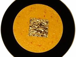 Può essere scontato ma non tutti i tipi di riso vanno bene per fare un buon. Risotto Allo Zafferano Ricetta Originale Consigli Degli Chef Gambero Rosso