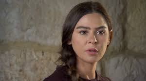 Carole El Hajj Fans updated their cover photo.