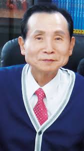 颠覆“每天最少8杯水、早起空腹喝水可以排毒……”的传统养生观念，源自韩国的“饭水分离阴阳饮食法（简称饭分）”提倡：空腹喝水对身体没好处，吃饭不要喝汤，白天尽量不要喝水。  据说，只要将吃饭和喝水分开，不但能治愈各种疾病，还能减肥、皮肤变好、变年轻漂亮，获得新生命 ...