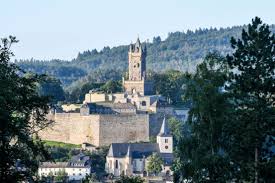 Wohnungen zur miete in dillenburg auf dem kommunalen immobilienportal dillenburg. 3 Zimmer Wohnung Zu Vermieten Im Osterwieschen 7 35683 Dillenburg Lahn Dill Kreis Mapio Net