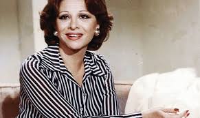 خلال استضافته في برنامج عين على شاشة الحياة، قال الفنان محيي إسماعيل إن سعاد حسني أسطورة السينما، ولا يمكن مقارنتها بأحد، مع احترامه لفاتن حمامة، وإن فاتن حمامة لبست أزياء كثيرة، لكن سعاد حسني لبست أحاسيس أكثر. ØªÙƒØ±ÙŠÙ… ÙØ§ØªÙ† Ø­Ù…Ø§Ù…Ø© ÙˆØ³Ø¹Ø§Ø¯ Ø­Ø³Ù†ÙŠ ÙÙŠ Ø¹Ø±Ø¶ Egyptian Diva S