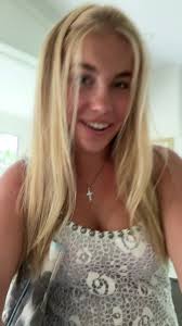 Mia Bingham (@miabinghamsfashionblog)