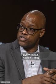 60 Photos & High Res Pictures