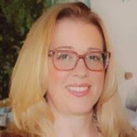 Katie Loeb's Instagram, Twitter & Facebook