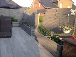 Pflanzkasten Mit Rankgitter Sichtschutz Nach Mass Pflanzkasten Pflanzkasten Holz Terrassensichtschutz