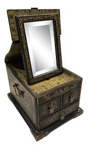 Histories and photographs of traditional chinese puzzles, including tangram, nine linked rings, wire puzzles, huarong pass, and interlocking burr puzzles. Early 20th Century Chinese Jewelry Box Chairish