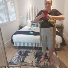 Avenue 5 full tv watch online on watchseries, watch avenue 5 episodes online. Daisy May Cooper Shares Hilarious Snap Following Her Weight Loss Daily Mail Online