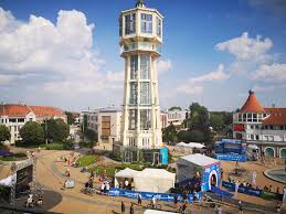 Az utóbbi hónapokban biztossá vált, hogy a verseny a az útvonal azonban eddig nem volt ismert, kedd este viszont erre is fény derült. Fokuszban A Balaton Egy Csomo Varost Erint A Regioban A Tour De Hongrie Mezonye Likebalaton