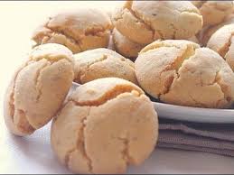 Recette De Ghriba Bahla Moroccan Traditional Cookies Recipe Food Moroccan Food Desserts