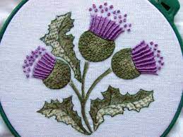Sewing scissors, a water soluble marking pen and an embroidery needle. Master Klass Smotret Onlajn Embroidering Stylized Thistle Livemaster Magazine