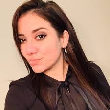 Nadia Dale's Instagram, Twitter & Facebook