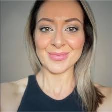 Mandi Chambers's Instagram, Twitter & Facebook