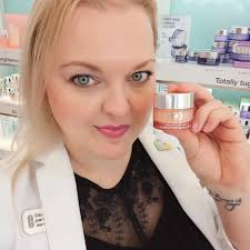 Clinical Consultant Shares Badge of Honor