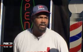 Check spelling or type a new query. Potong Rambut Gelandangan Gratis Pria Ini Diberi Barbershop Gratis Sooperboy Com