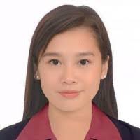 Mia Burgos's Instagram, Twitter & Facebook