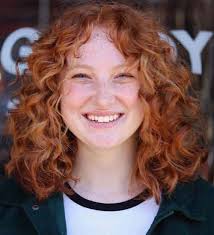 Short, medium & long hairstyles for round faces with bangs and without. 10 Best And Mesmerizing Curly Hairstyles For Round Face Styles At Life