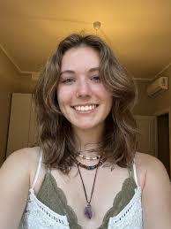 Summer Linn's Instagram, Twitter & Facebook