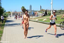Nude in public Porn Pic - EPORNER