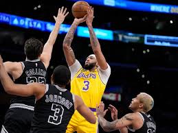 Anthony Davis ha regresado y no le pudo ir mejor a los Lakers