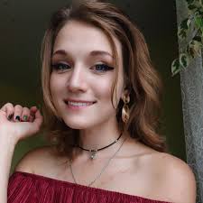 Stream Daria Leon English Mentor music