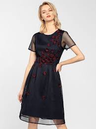 Verpassen sie die chance nicht, ein wunderschönes kleid zu kaufen. Apart Cocktailkleid Aus Mesh Wenz