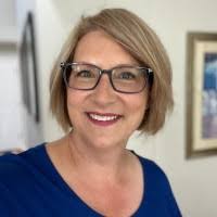 20+ "Julia Hefner" profiles