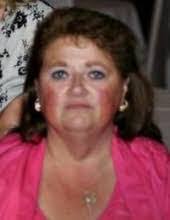 Brandi Farris's Instagram, Twitter & Facebook